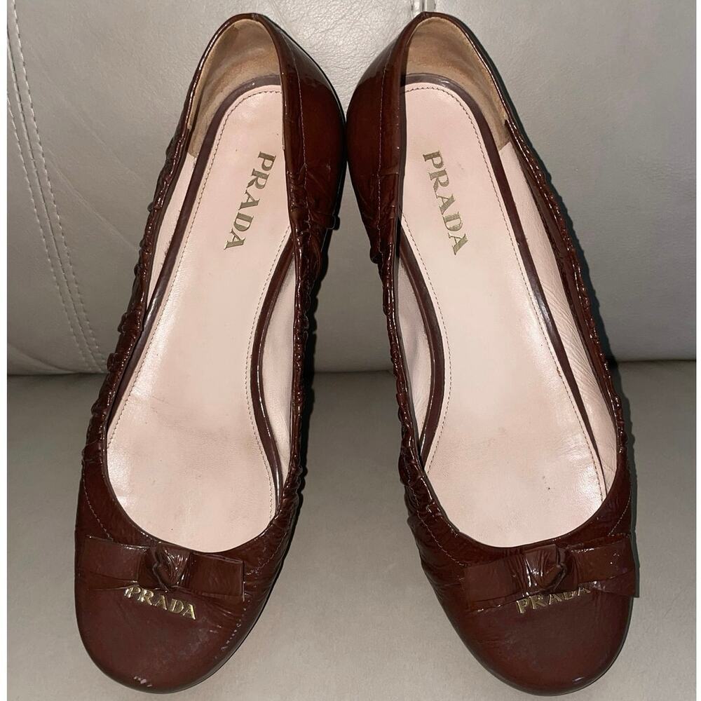 PRADA Mahogany Brown Patent Leather Bow Ballet Flats 39 Size 9 Chocolate - Italy